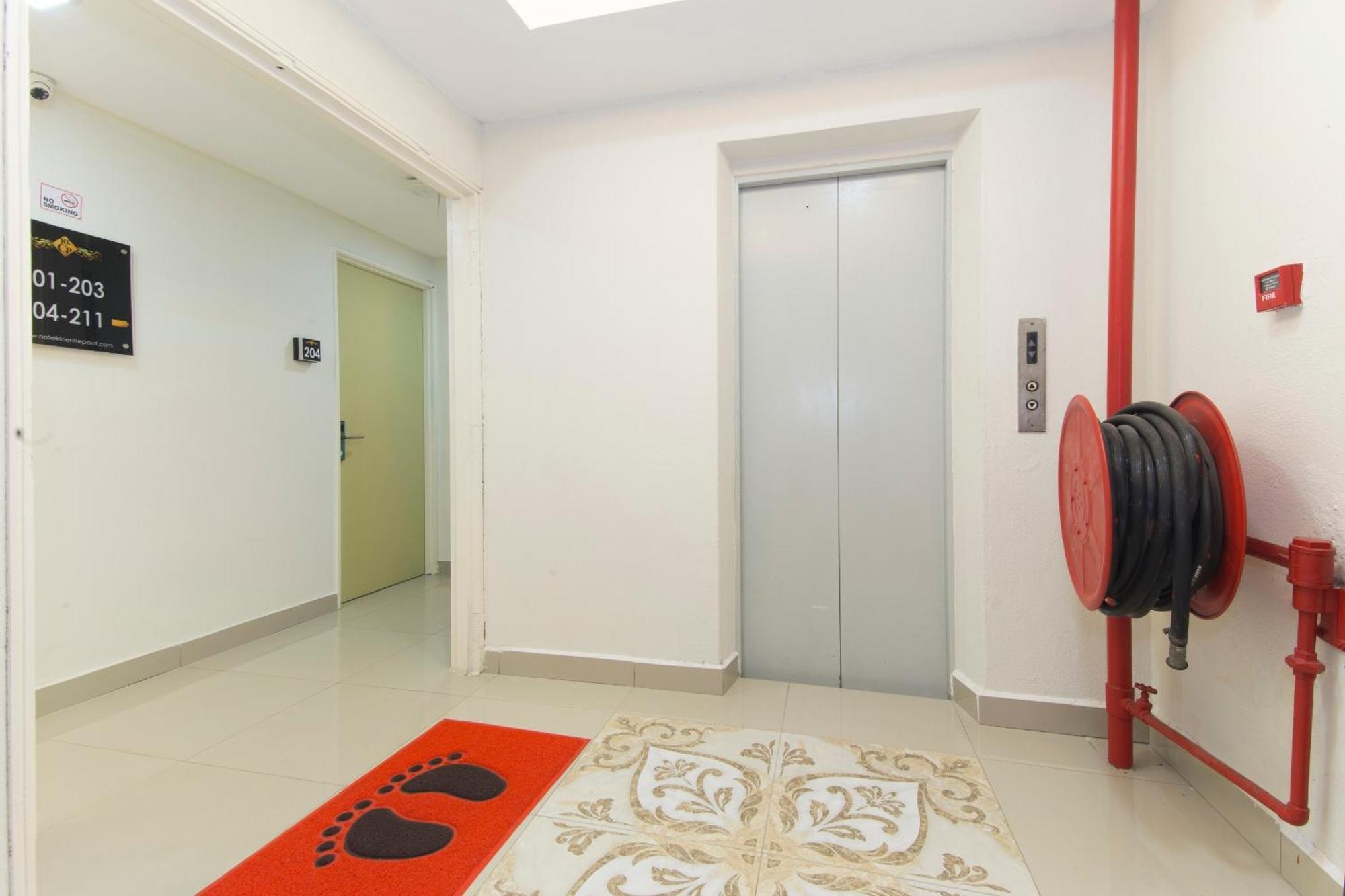 Oyo 552 Hotel Kl Centre Point Куала-Лумпур Экстерьер фото